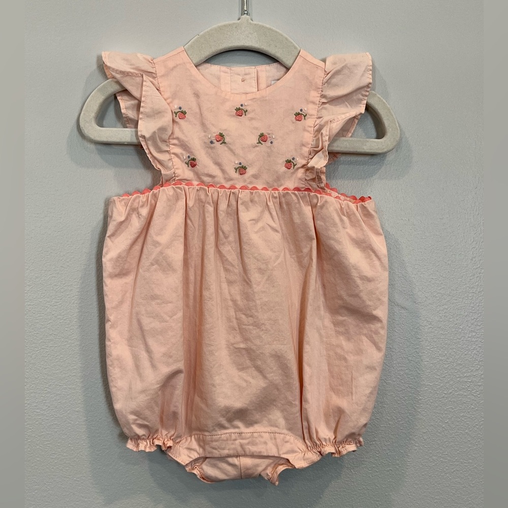 JANIE & JACK BABY GIRLS LIGHT PINK STRAWBERRIES ROMPER JUMPSUIT